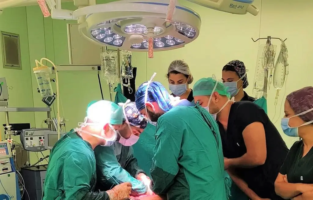 HIPEC Yöntemi, Kıbrıs’ta İlk Kez Yakın Doğu Üniversitesinde